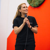 Jen Callou