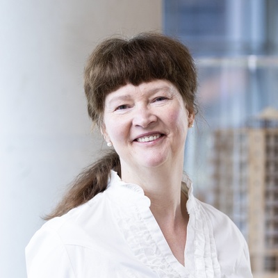Carolyn Warburton