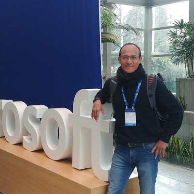 Carlos Corona's Profile Picture