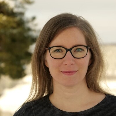 Antonia Lütgens, Consultant