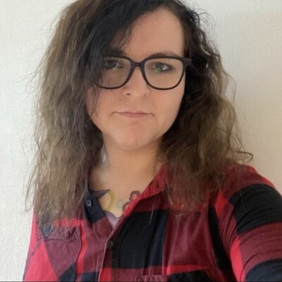 Iona Varga's Profile Picture