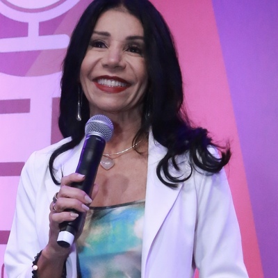 Júnia Melo