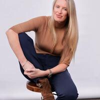 Bridget Hilton