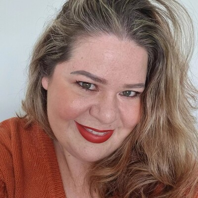 Tanya Hallett