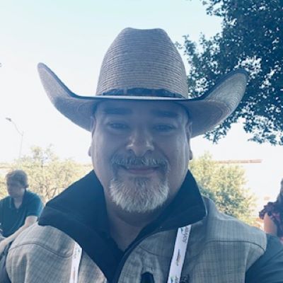 Gil Escobar's Profile Picture