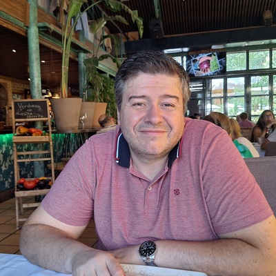 Roberto Navarro