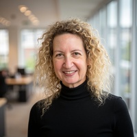 Renata Lowenbraun