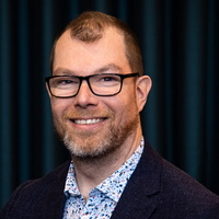 Lars b