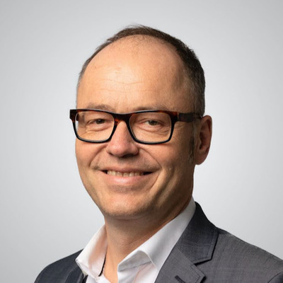 Dr. Stefan Barth