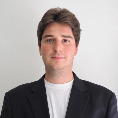 Luis Julías's Profile Picture