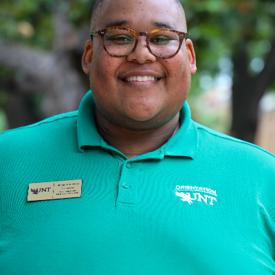 Shaun Holloway (he/him)