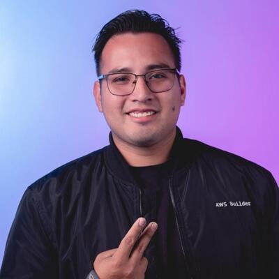 Roberto Flores