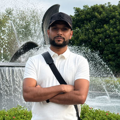 Komal Hussain — Founder & CEO · United Kingdom