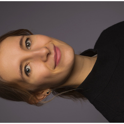 Laura Enzberger, Studentin
