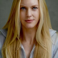 Christina Mackay-Nowell
