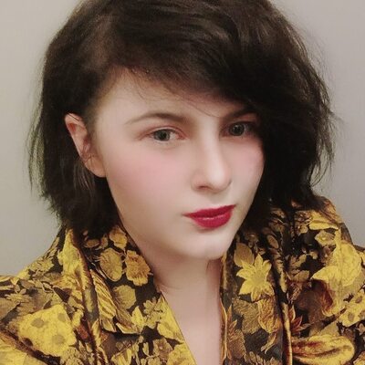 Roksana Inga Rybicka, Studentin an der EUV , Vizepräsidentin von ELSA FFO im Amtsjahr 2022/2023, Mitbegründerin der Hochschulpolitischengruppe ViaFrankfurt, Abgeordnete des Studentischen Parlaments der EUV