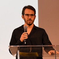 Marcus Omri