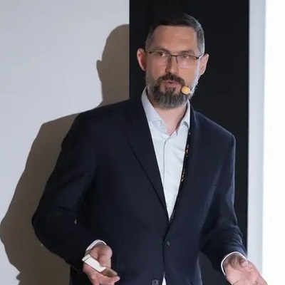 Mariusz Kujawski