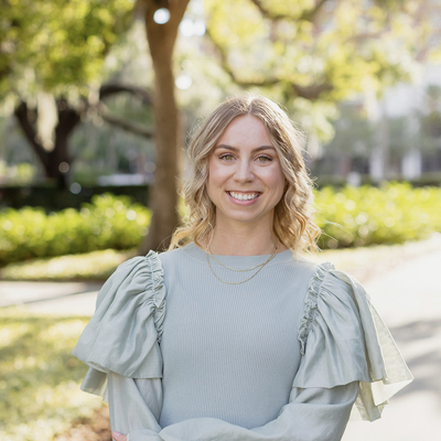 Dr. Chelsea Green