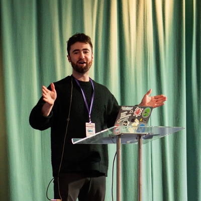 Tom Alabaster is at nor(DEV): con 2024