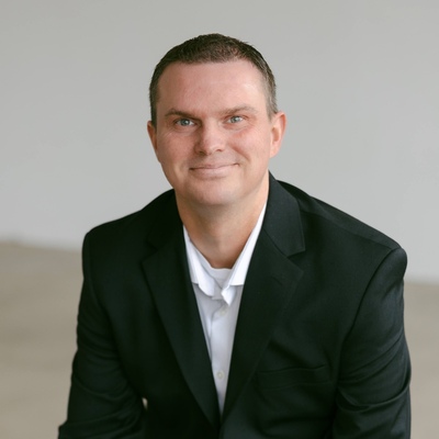 Travis Smith